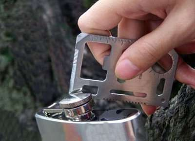 Multitool Survival Zestaw Wojskowy Krzesiwo 7w1