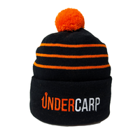 Czapka Zimowa z Pomponem Ciepła UnderCarp